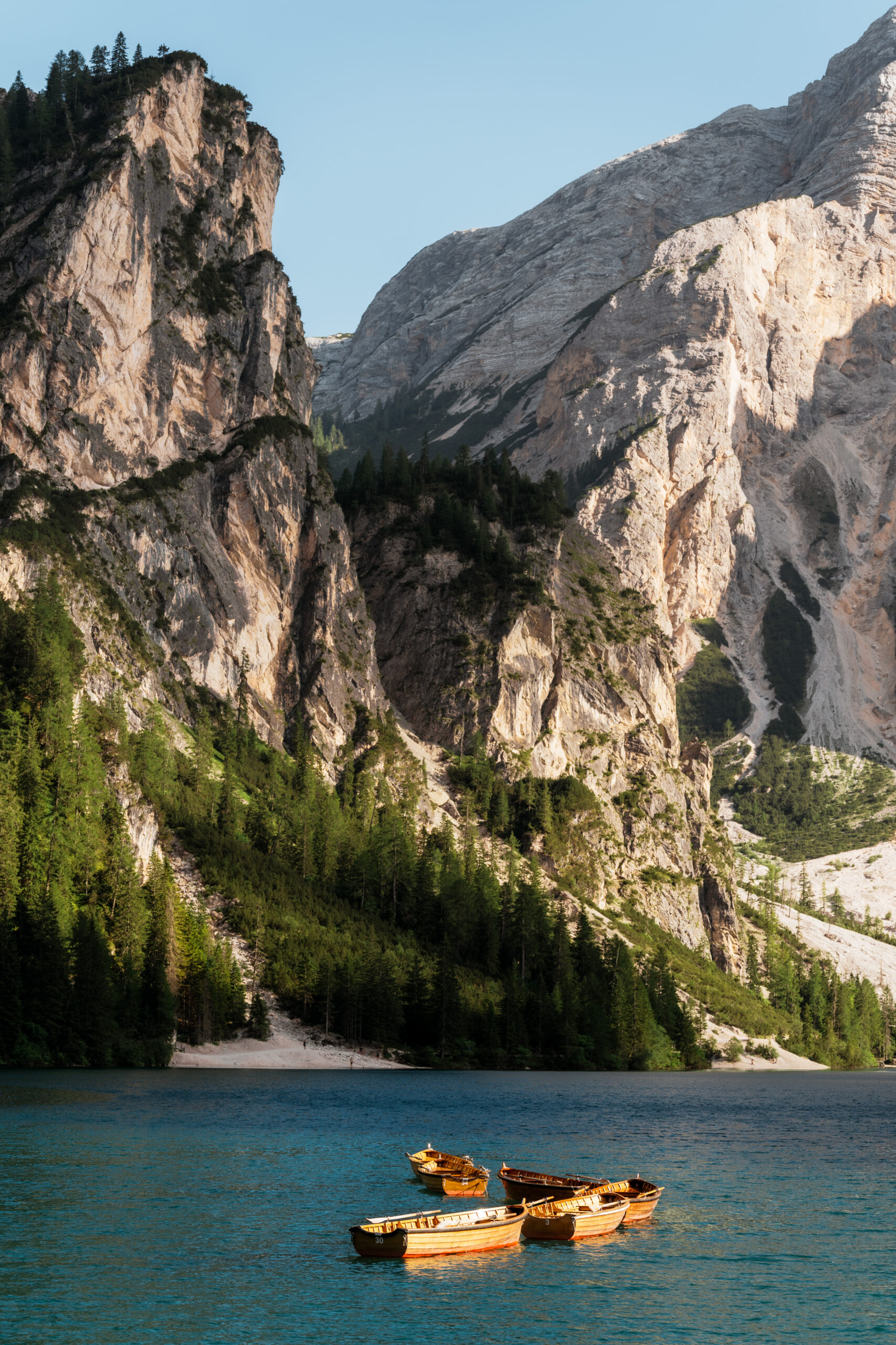 250625 - Lago di Braies-1 Spiaggia di Canallave